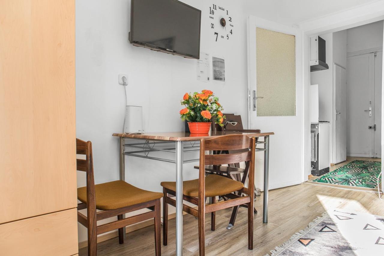 Апартаменты Cozy 1Br Apt. Near Millenium Tower & Danube River Вена Экстерьер фото