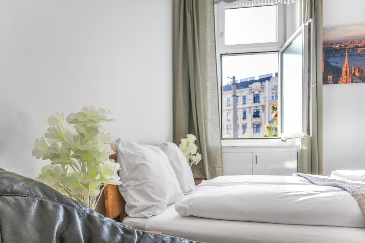Апартаменты Cozy 1Br Apt. Near Millenium Tower & Danube River Вена Экстерьер фото